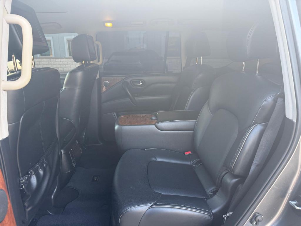2019 INFINITI QX80 Image 10