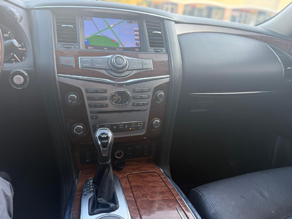 2019 INFINITI QX80 Image 18