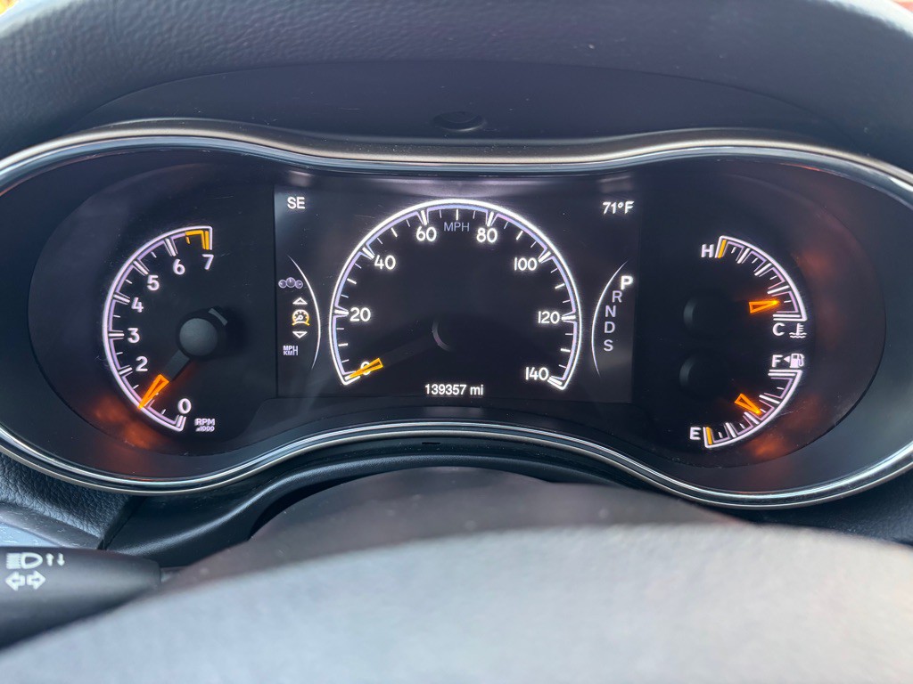 2015 Jeep Grand Cherokee Image 17