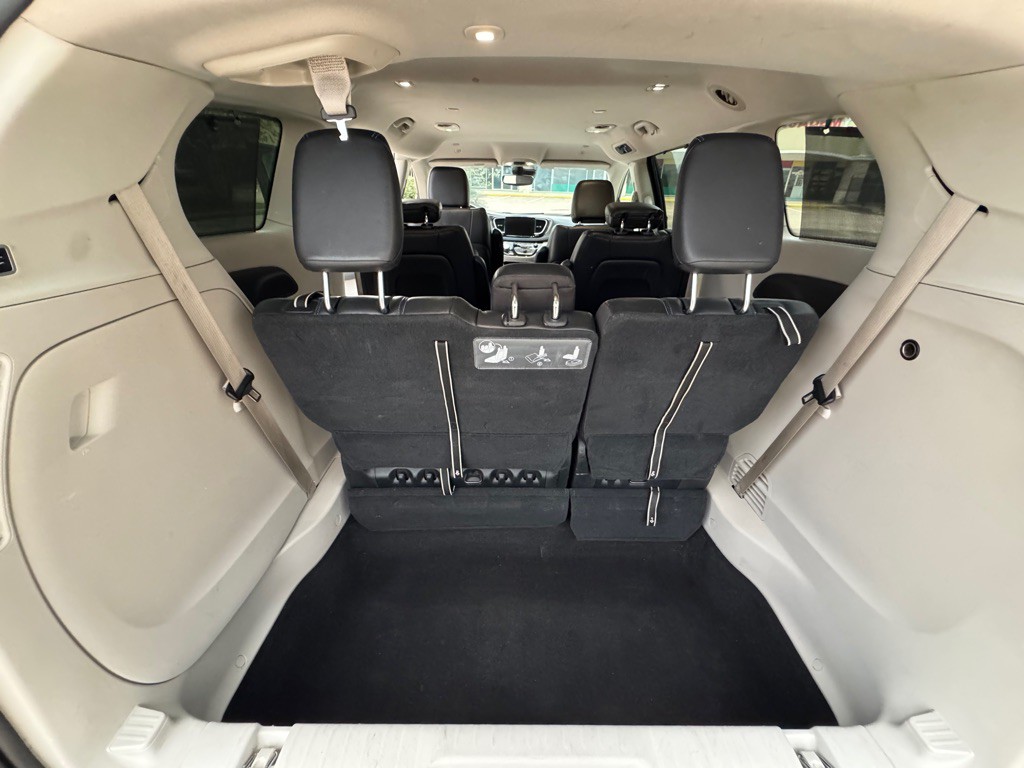 2021 Chrysler Pacifica Image 14