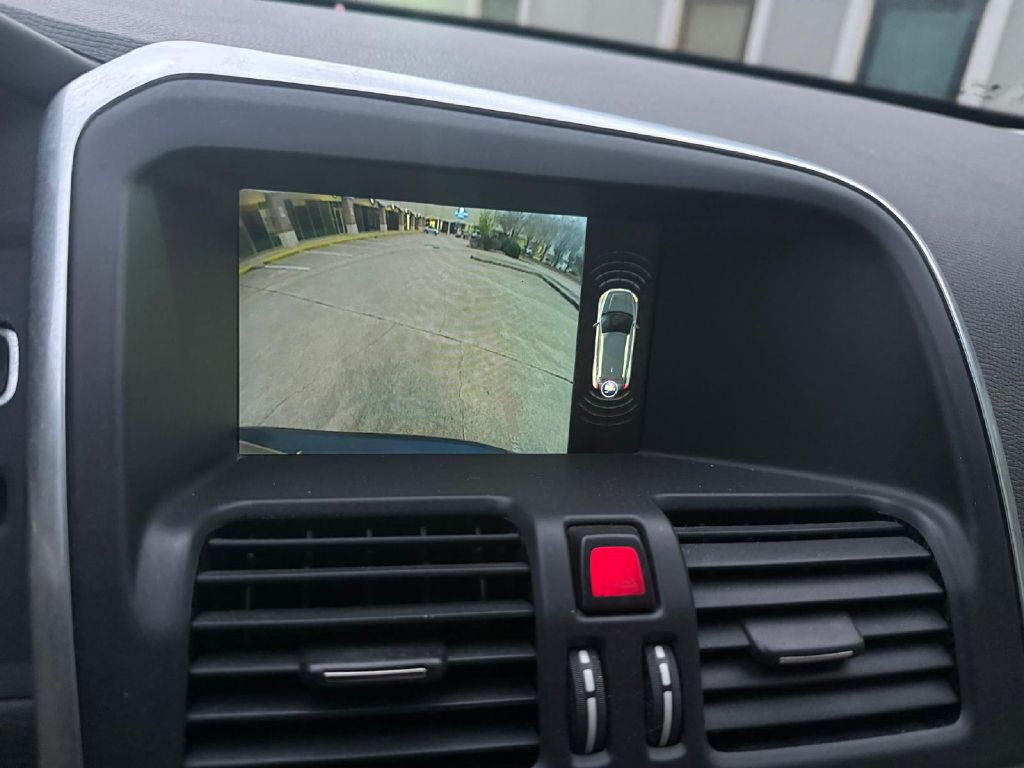 2015 Volvo XC60 Image 19