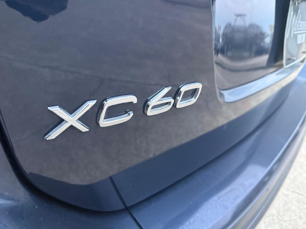 2015 Volvo XC60 Image 10