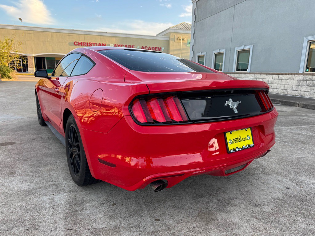 2017 Ford Mustang Image 6