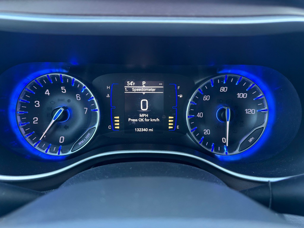 2018 Chrysler Pacifica Image 17