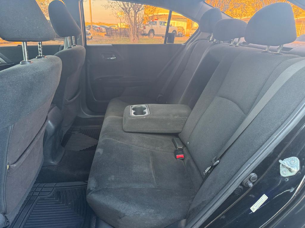 2013 Honda Accord Image 11