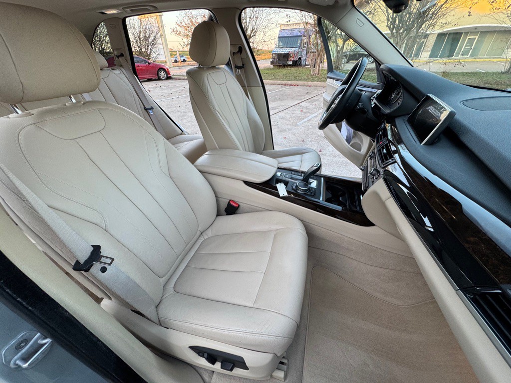 2015 BMW X5 Image 12