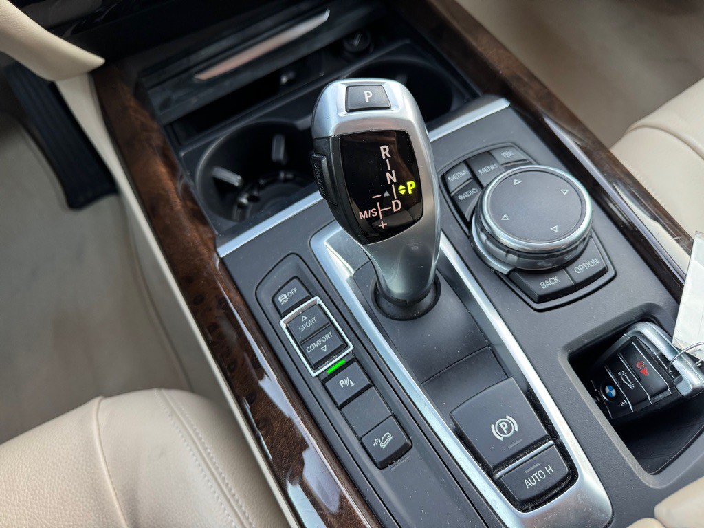 2015 BMW X5 Image 20