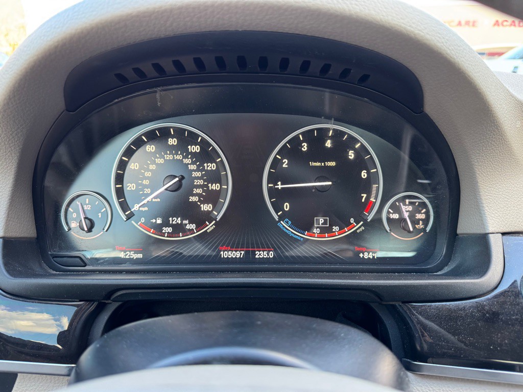 2014 BMW 5 Series Image 15