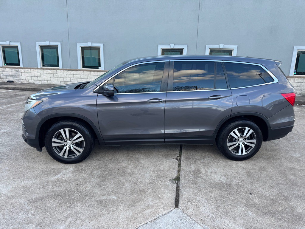 2017 Honda Pilot Image 8