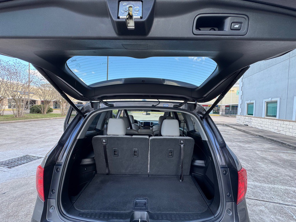 2017 Honda Pilot Image 15