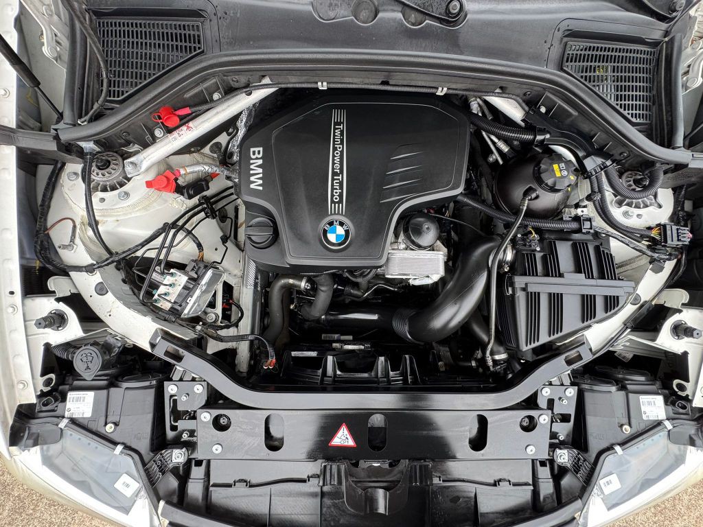 2016 BMW X3 Image 14