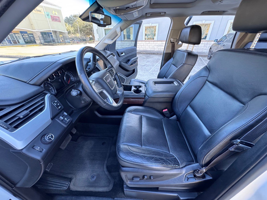 2015 GMC Yukon Image 8