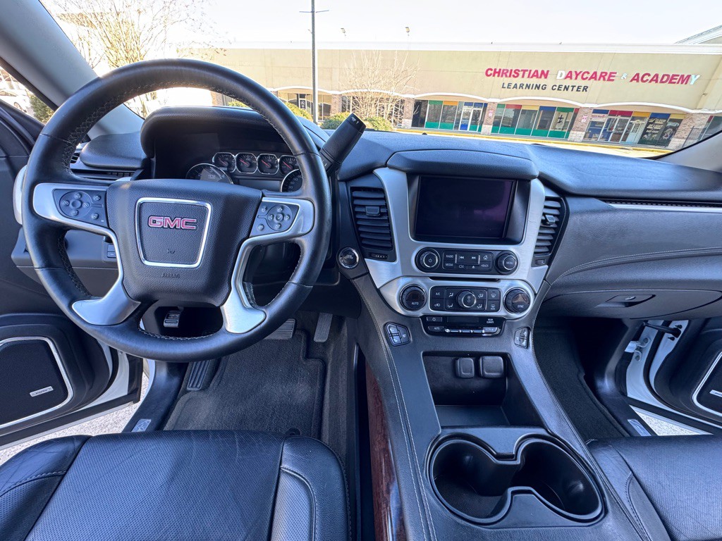 2015 GMC Yukon Image 14