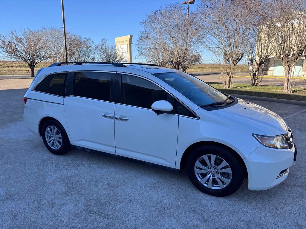 2014 Honda Odyssey Image 3