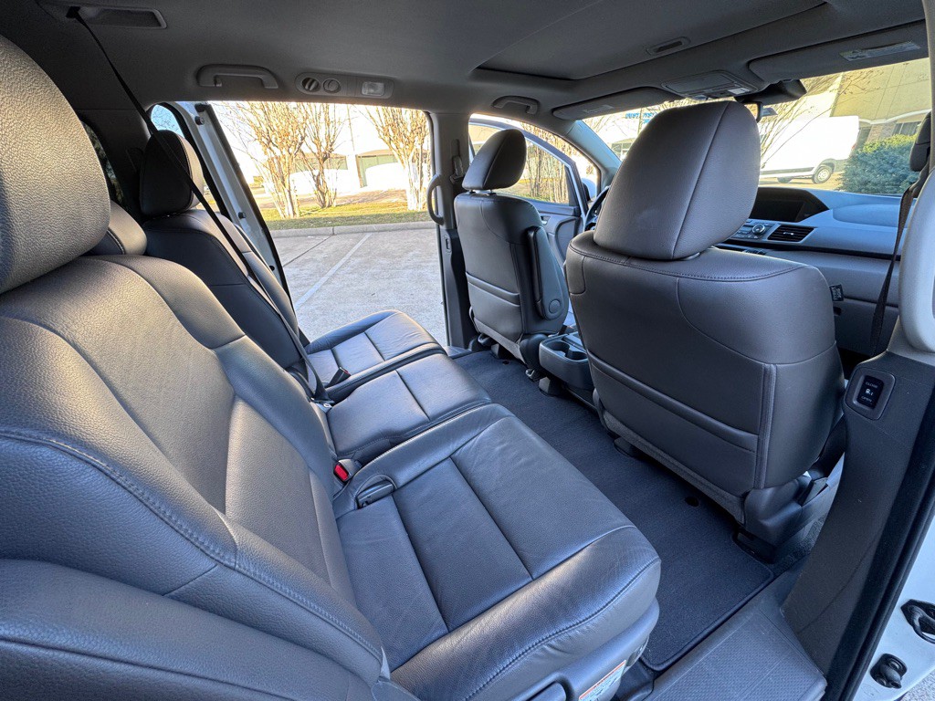 2014 Honda Odyssey Image 11