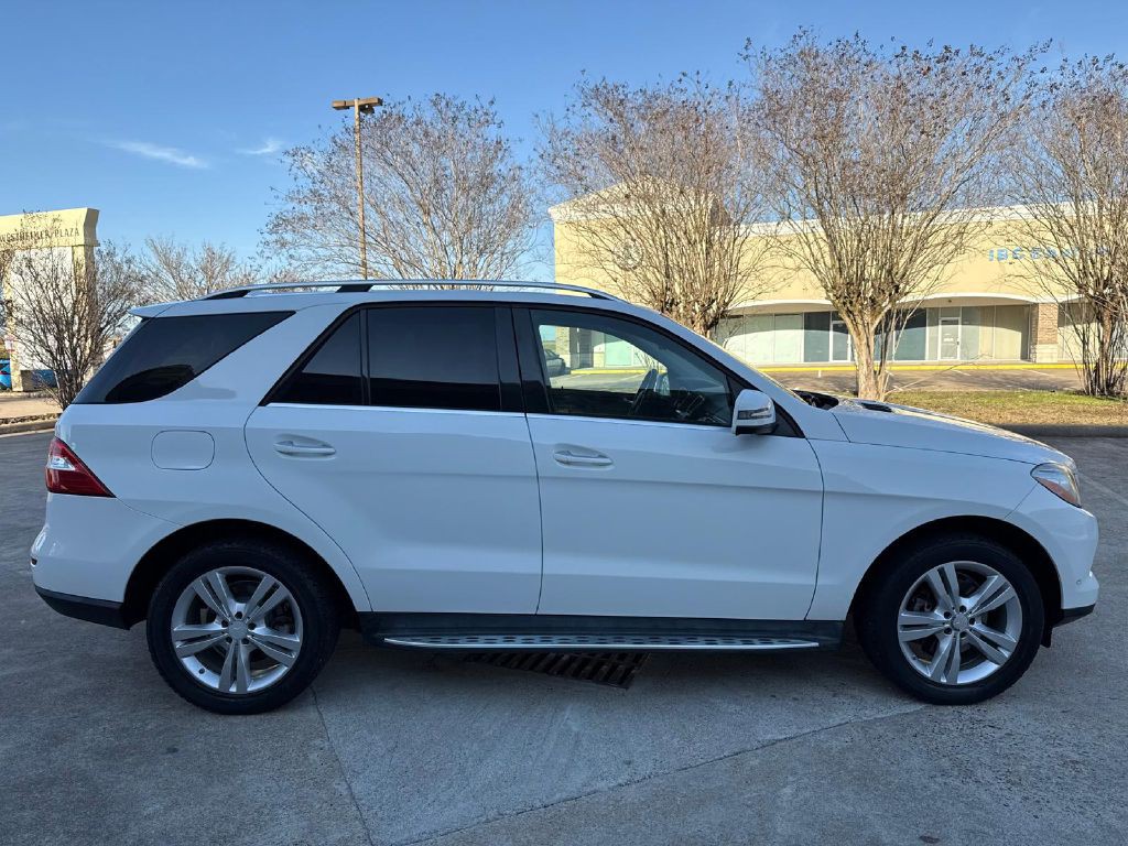 2015 Mercedes-Benz M-Class Image 3