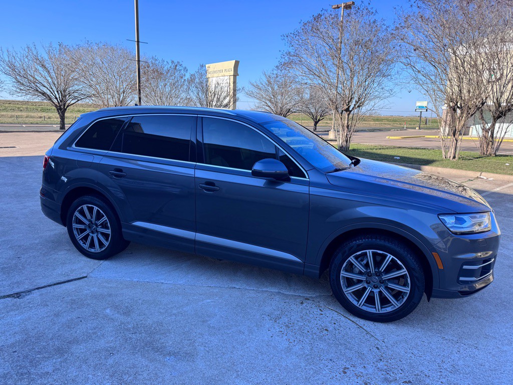 2019 Audi Q7 Image 3