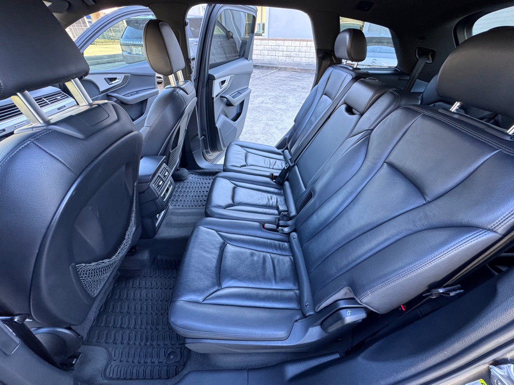 2019 Audi Q7 Image 10