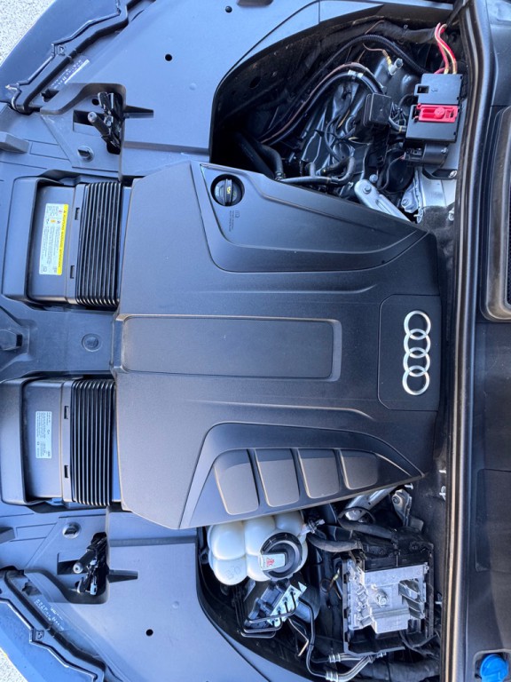 2019 Audi Q7 Image 16