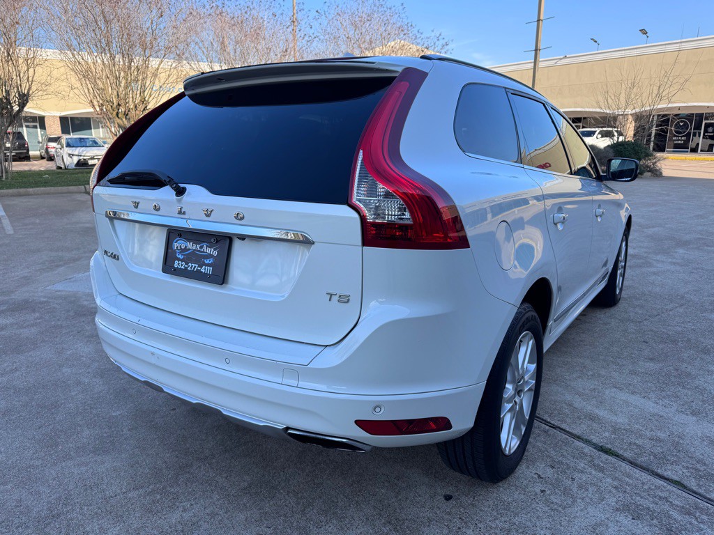 2015 Volvo XC60 Image 5