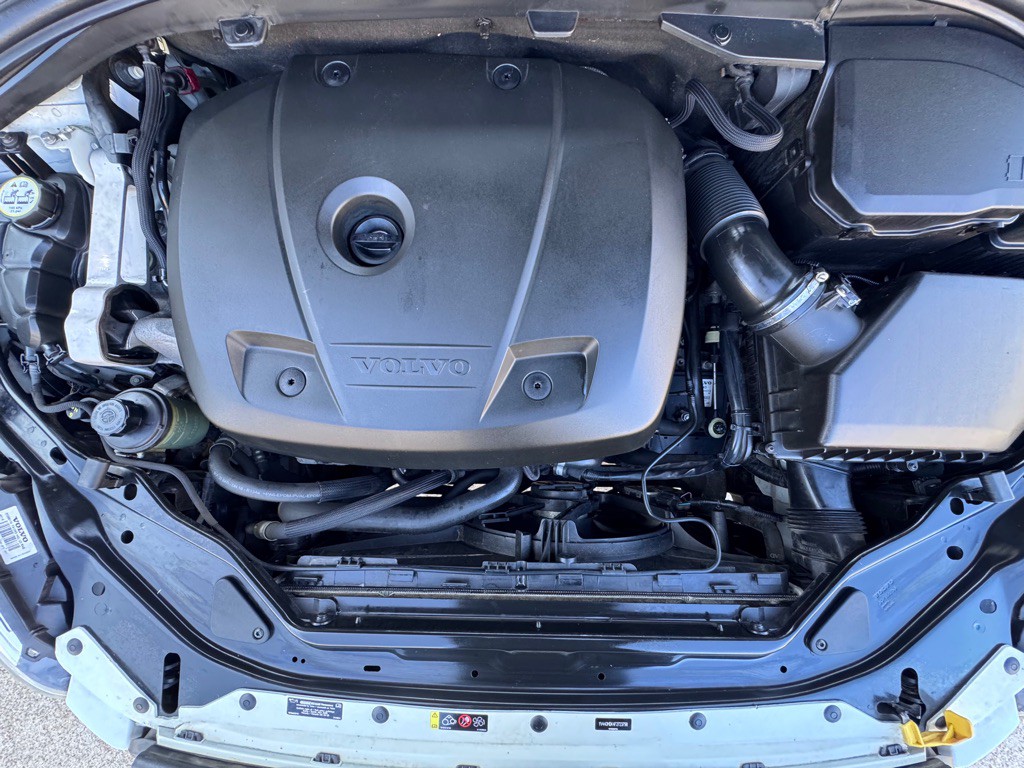 2015 Volvo XC60 Image 14