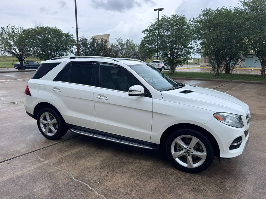 2018 Mercedes-Benz GLE-Class Image 2