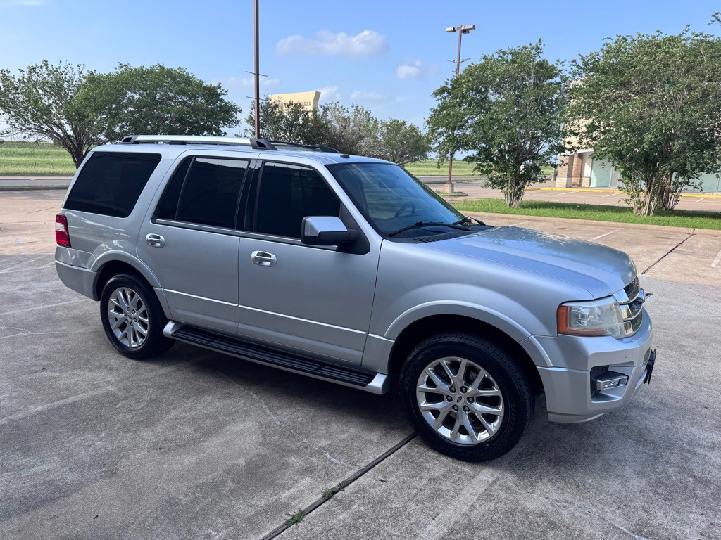 2017 Ford Expedition Image 3