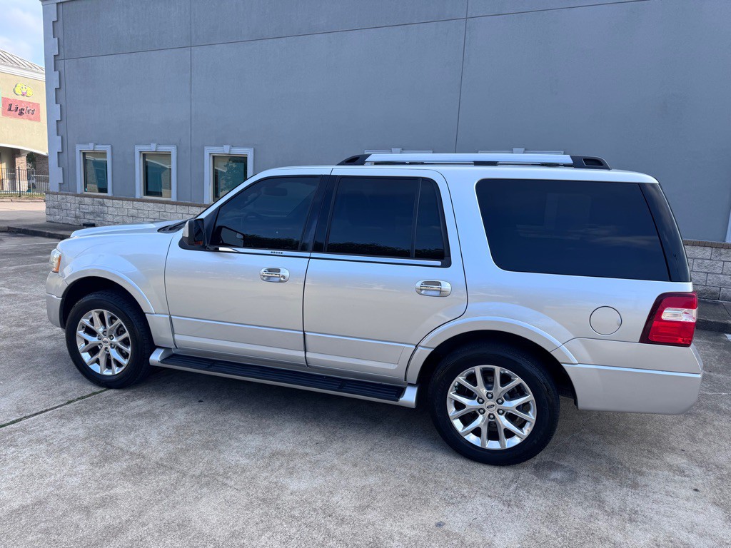 2017 Ford Expedition Image 7