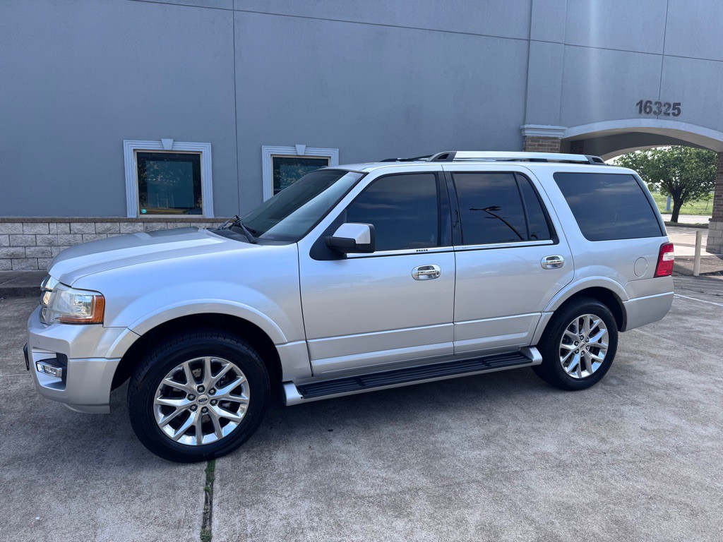 2017 Ford Expedition Image 8