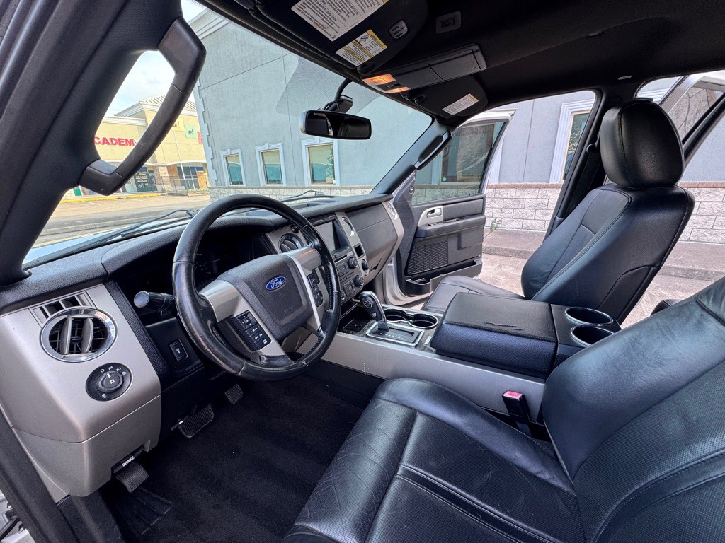 2017 Ford Expedition Image 9