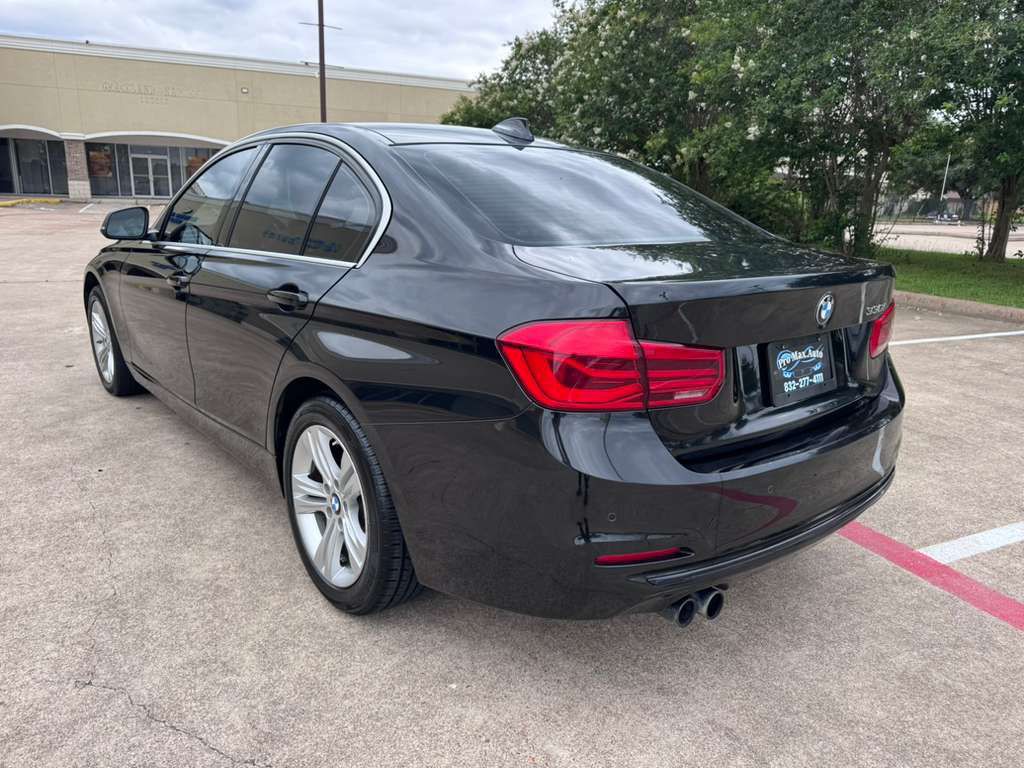 2017 BMW 3 Series Image 5