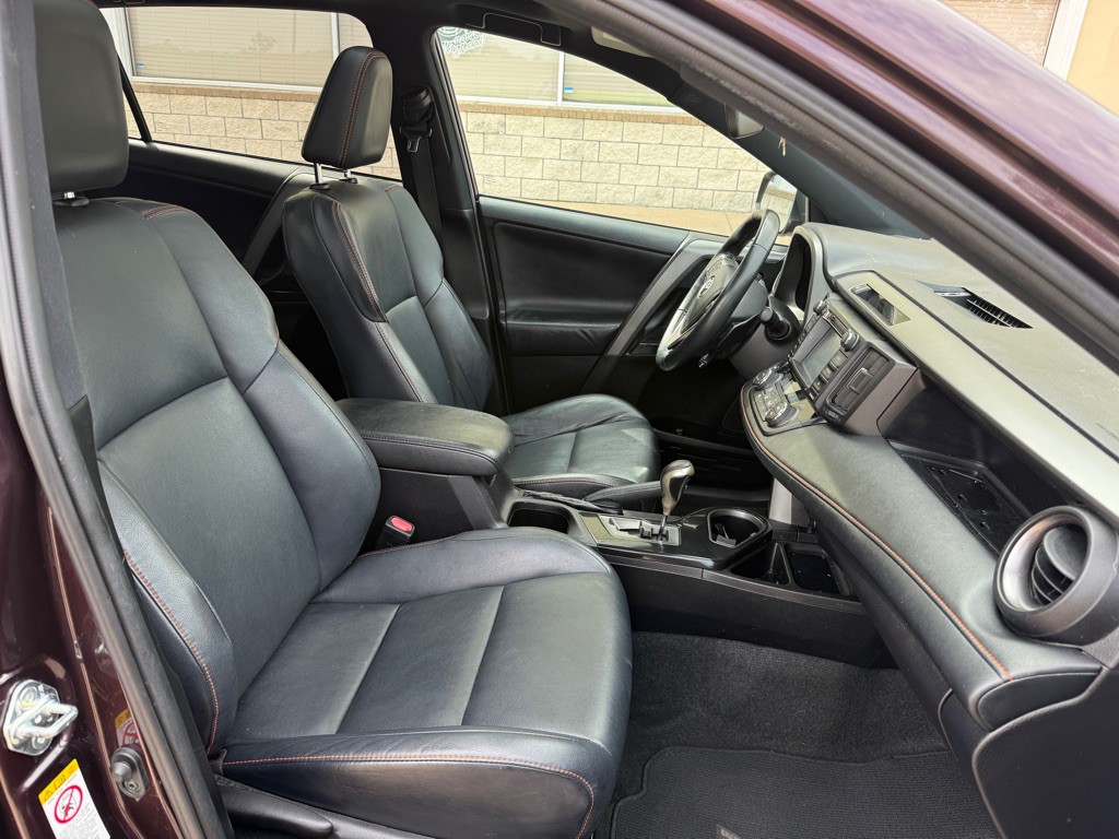 2016 Toyota Rav4 Image 13
