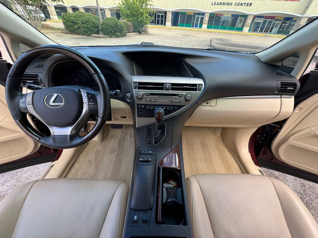2015 Lexus RX Image 16