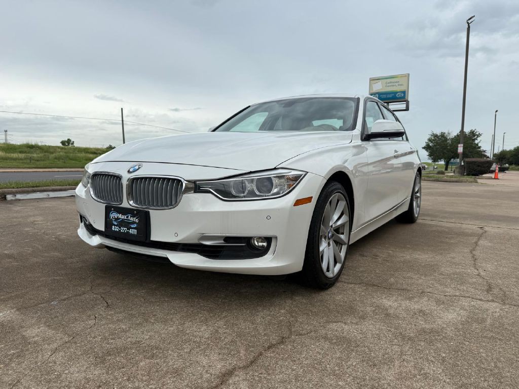 2013 BMW 3 Series Image 7