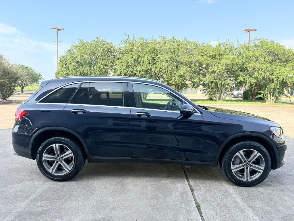 2019 Mercedes-Benz GLC-Class Image 2