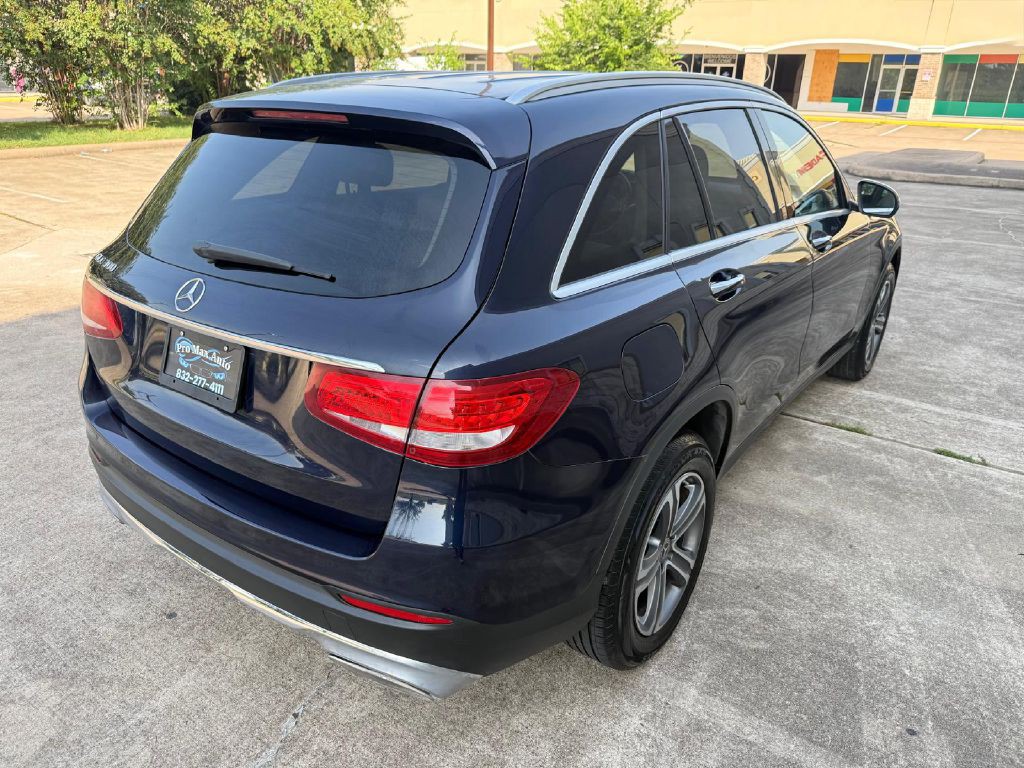 2019 Mercedes-Benz GLC-Class Image 3