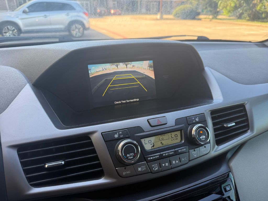 2017 Honda Odyssey Image 19