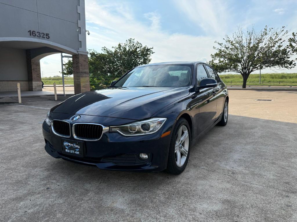 2014 BMW 3 Series Image 9