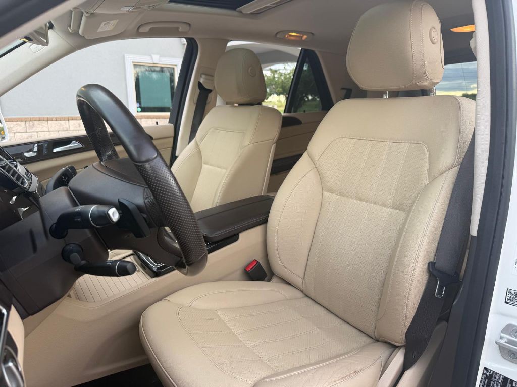 2016 Mercedes-Benz GLE-Class Image 19