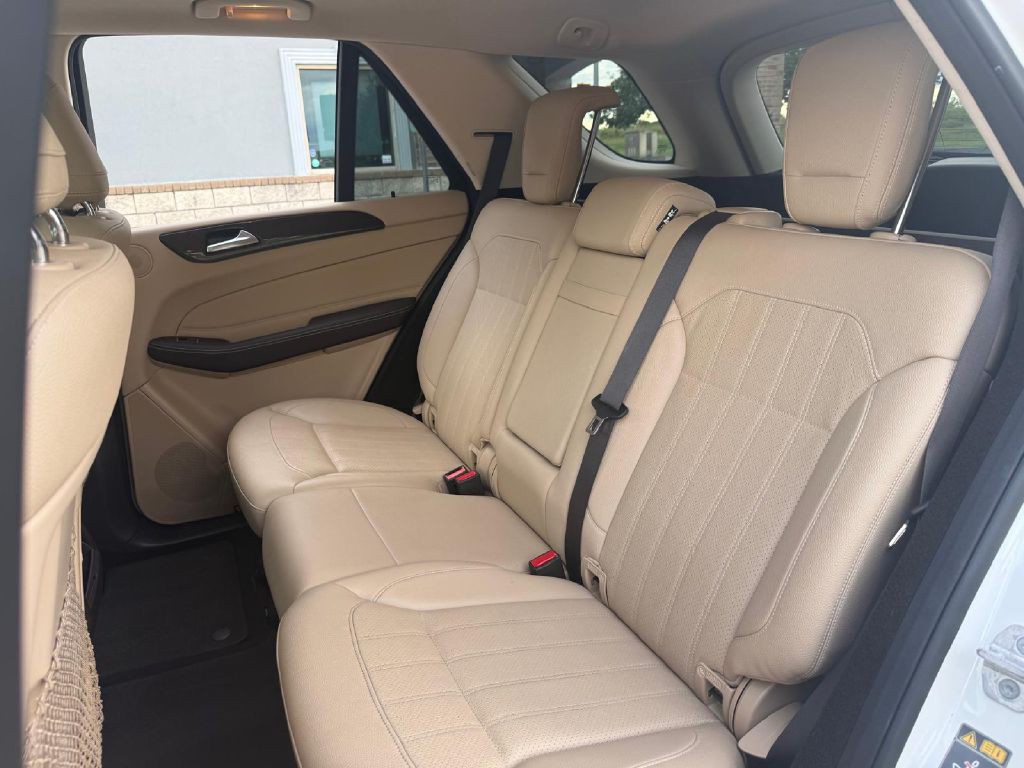2016 Mercedes-Benz GLE-Class Image 20