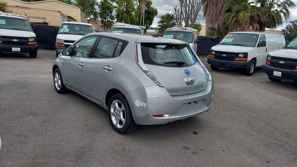 2011 Nissan Leaf Image 3