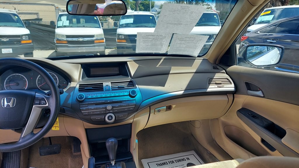 2009 Honda Accord Image 11