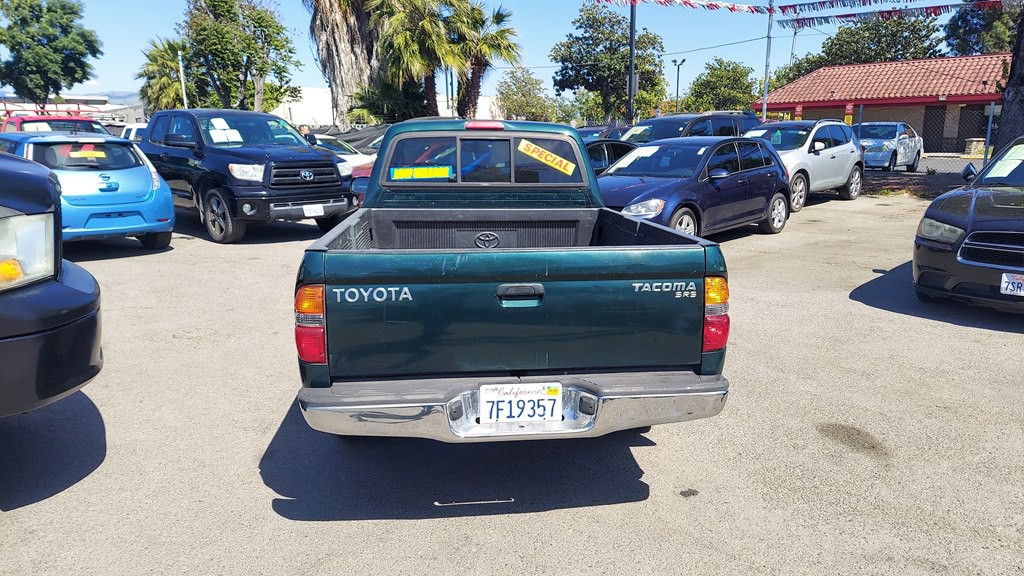 2003 Toyota Tacoma Image 3