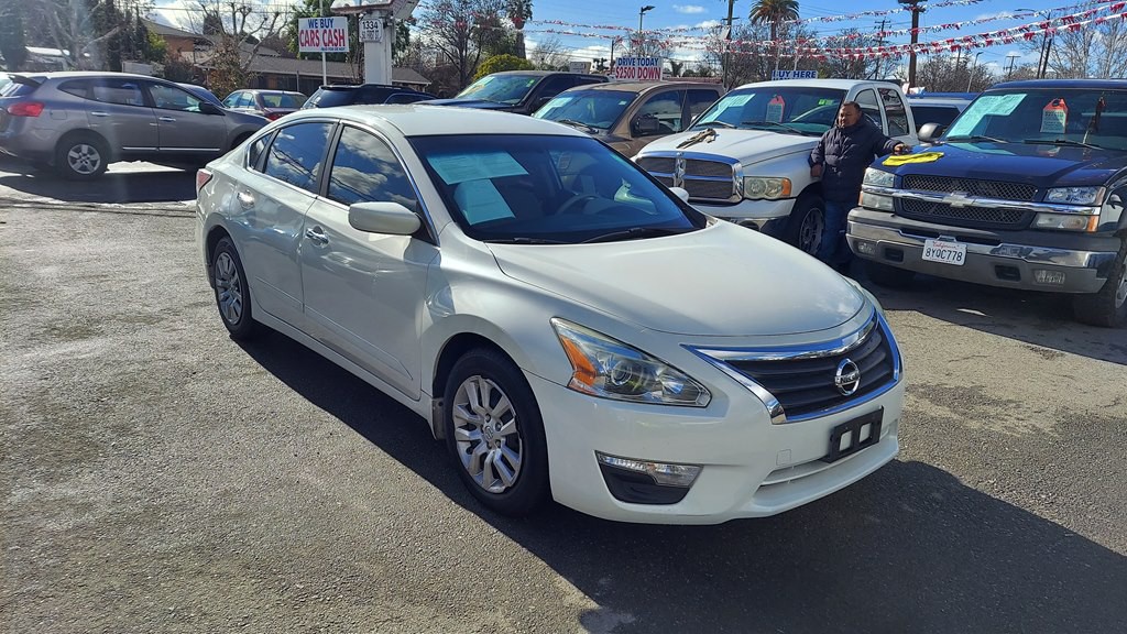 2015 Nissan Altima Image 5