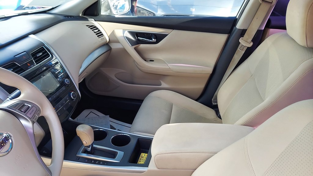 2015 Nissan Altima Image 6