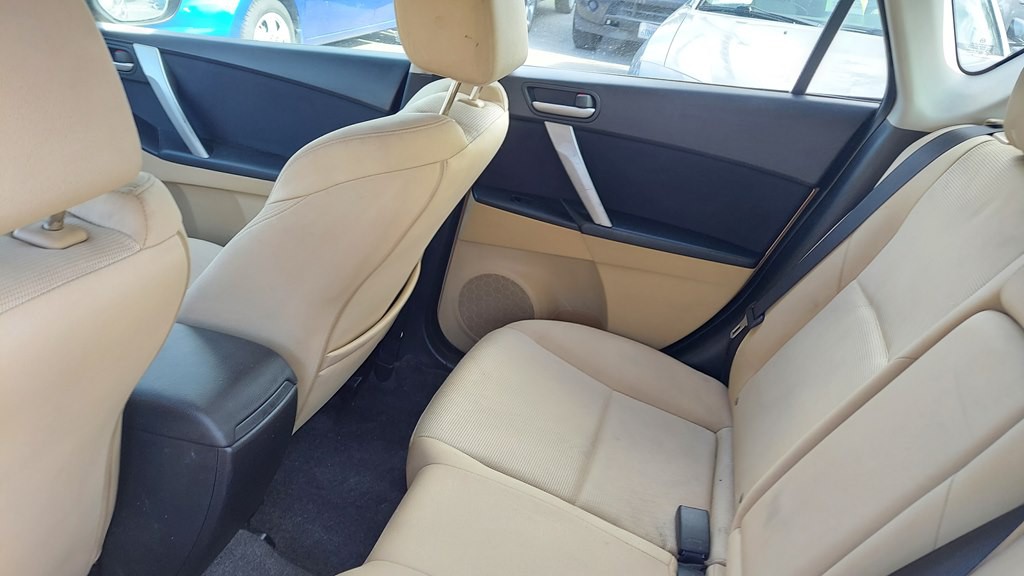 2011 Mazda Mazda3 Image 7