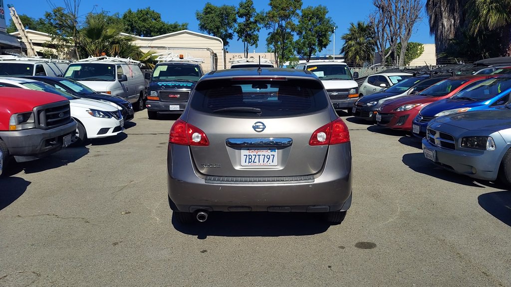 2011 Nissan Rogue Image 3