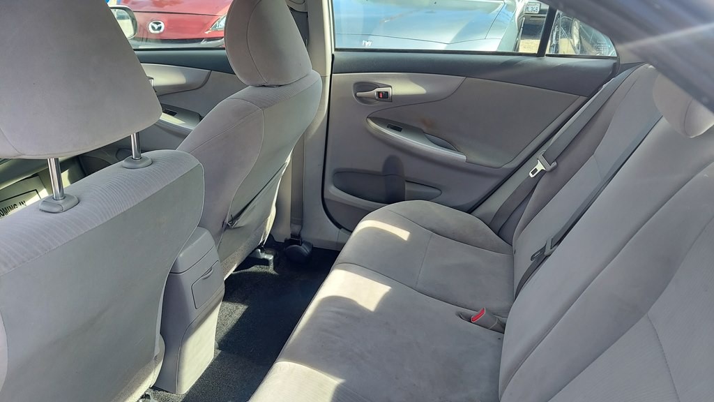 2012 Toyota Corolla Image 8