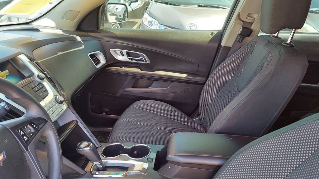 2017 Chevrolet Equinox Image 6