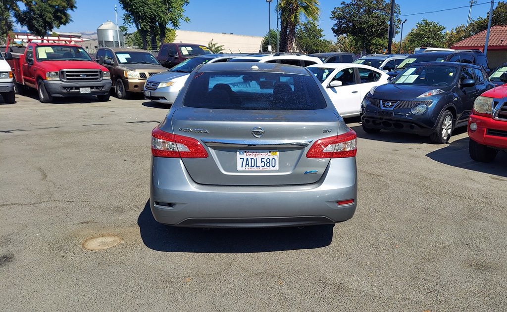 2013 Nissan Sentra Image 4